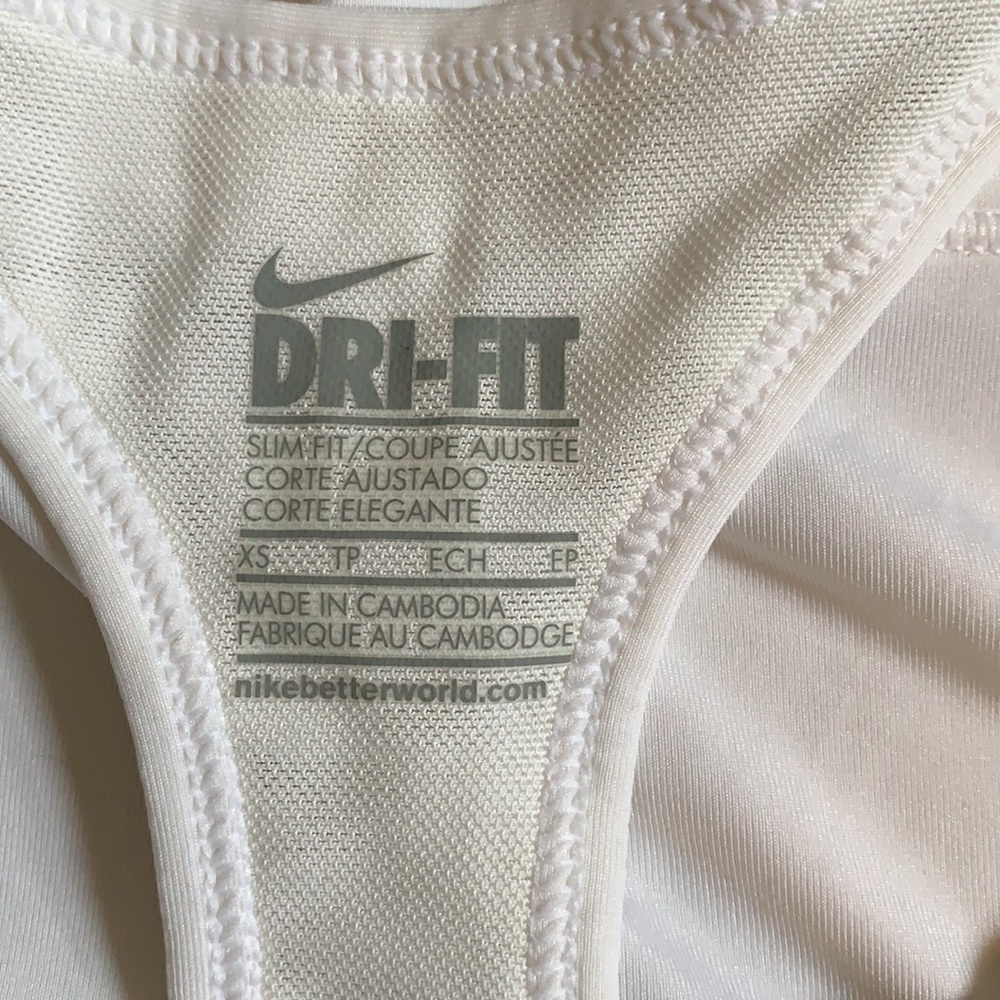 Nike top - Picture 6 of 7